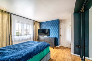 Photo 21- click for photo gallery